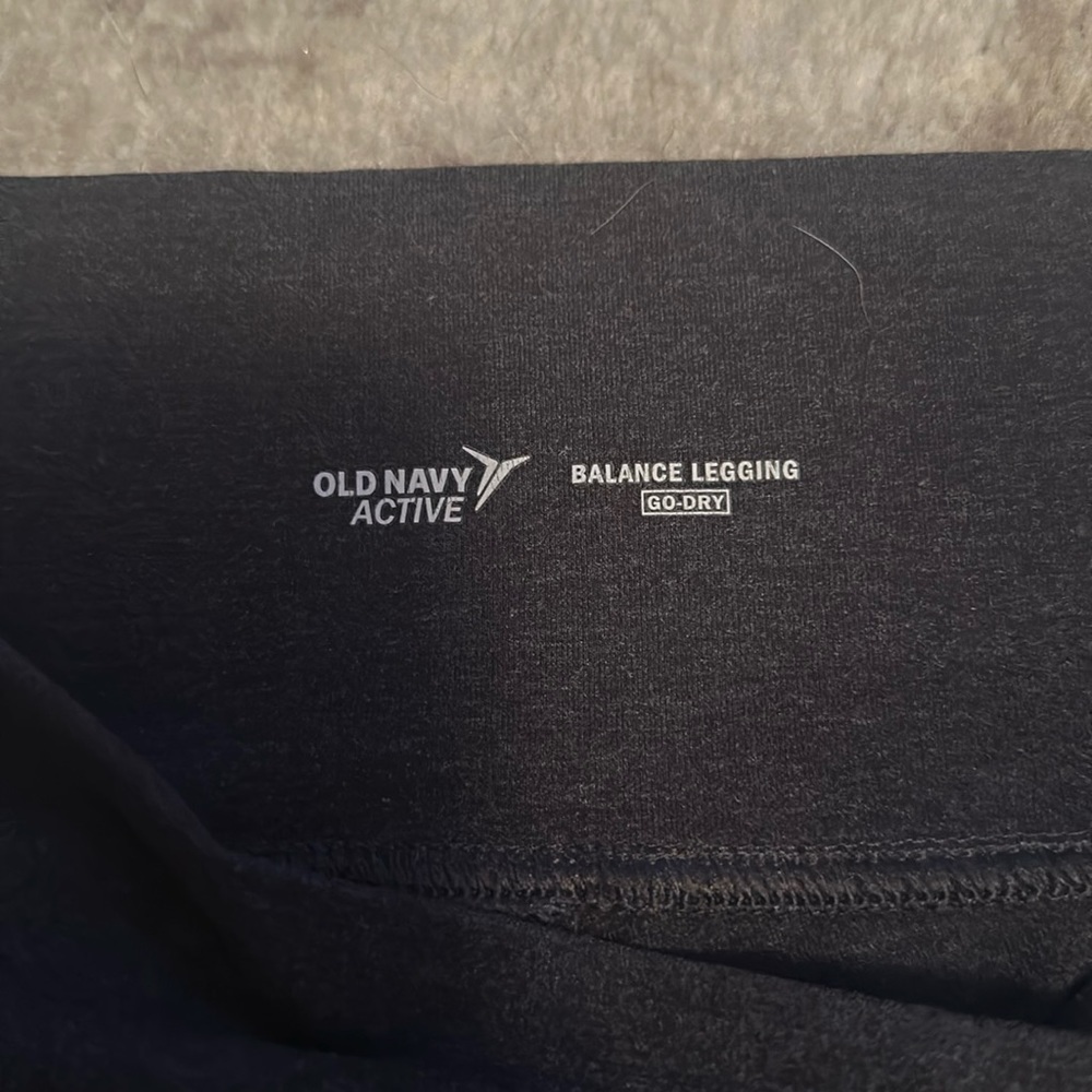 OLD NAVY ACTIVE LEGGING​ - Picture 2 of 3